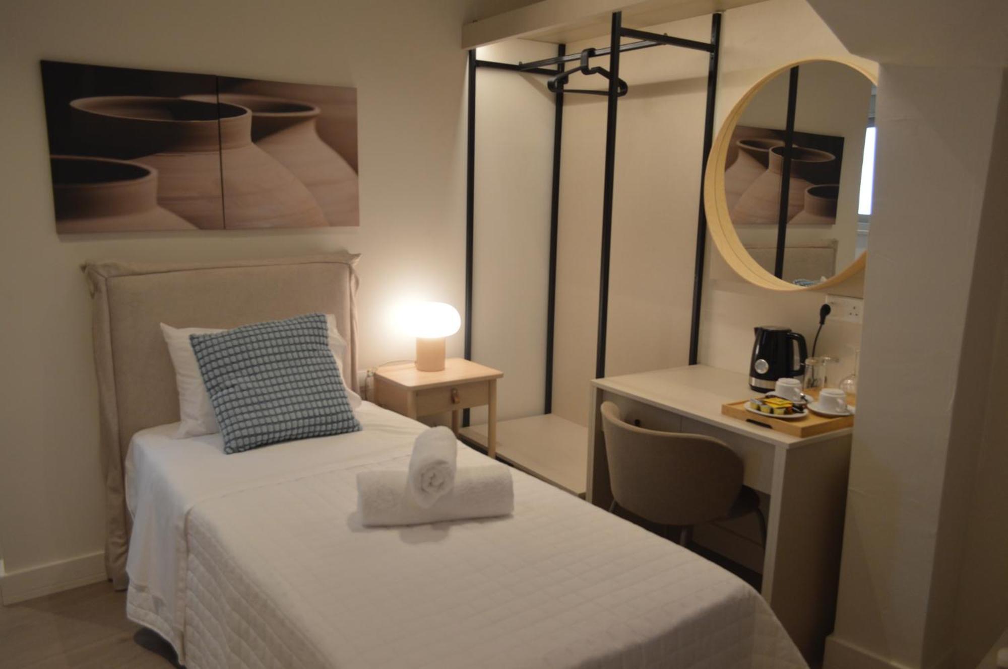 לרנקה Leondiana Boutique Hotel מראה חיצוני תמונה