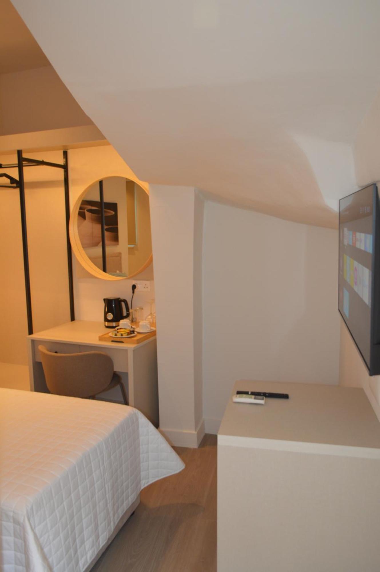 לרנקה Leondiana Boutique Hotel מראה חיצוני תמונה
